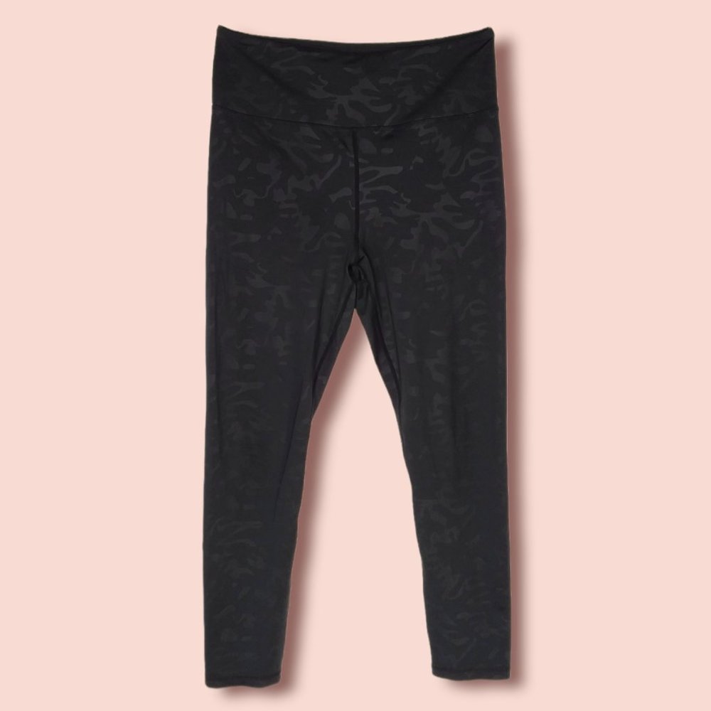 Zyia Active Midnight Camo High Rise 25" Leggings Size 12 Black Camo